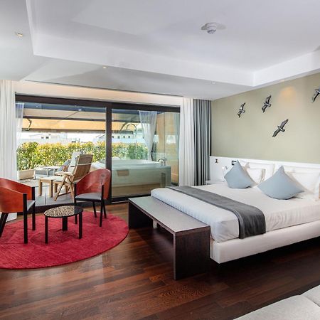 ליגננו סביאדורו Monaco Suites Hotel מראה חיצוני תמונה