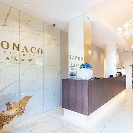 ליגננו סביאדורו Monaco Suites Hotel מראה חיצוני תמונה