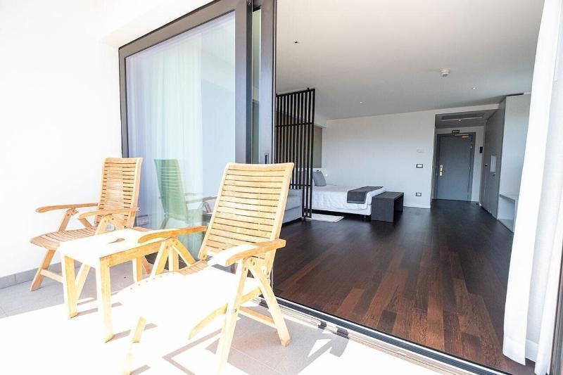 ליגננו סביאדורו Monaco Suites Hotel מראה חיצוני תמונה