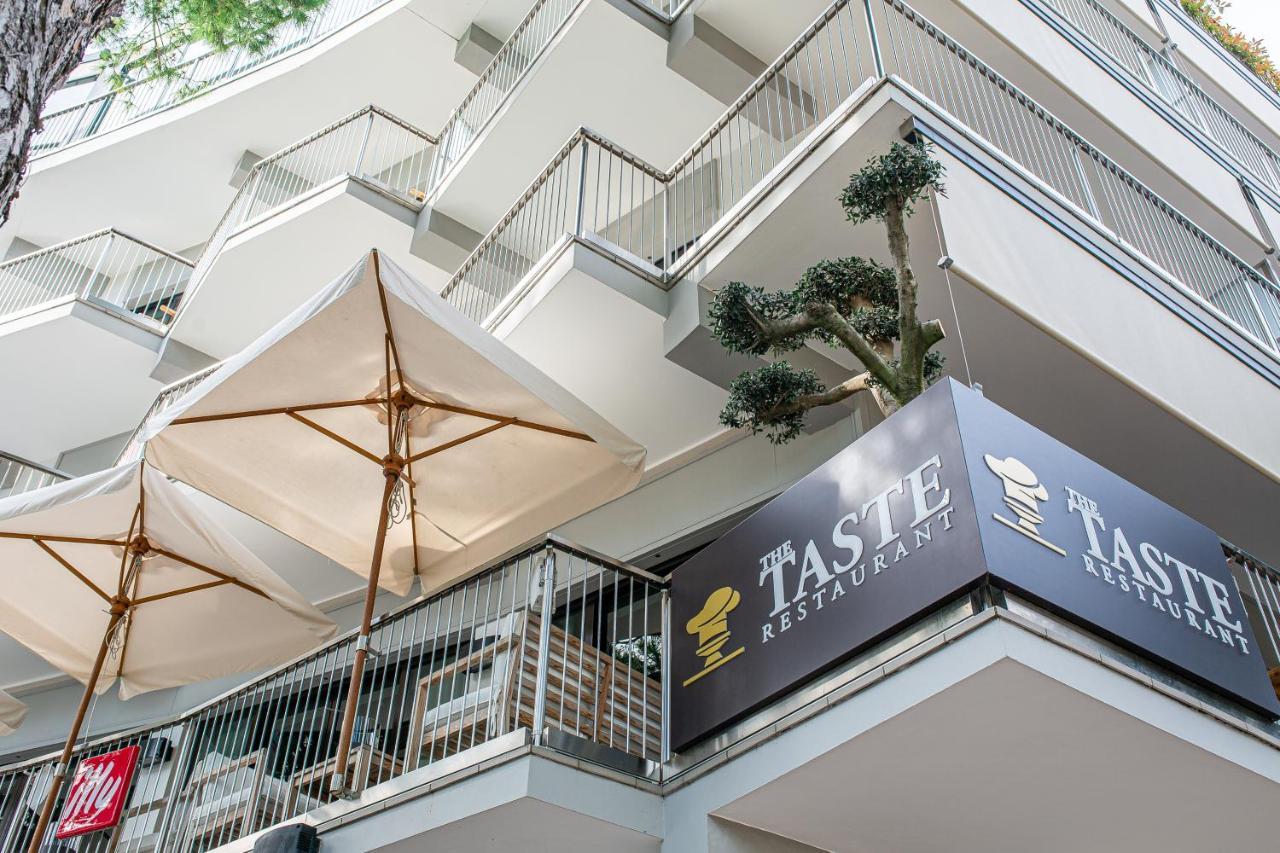 ליגננו סביאדורו Monaco Suites Hotel מראה חיצוני תמונה